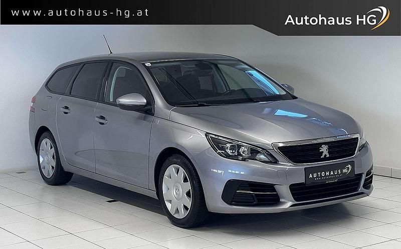 Grau Gebraucht 2018 Peugeot 308 SW Active Kombi | € 7.890 (Fairer Preis) - Bild 1/4