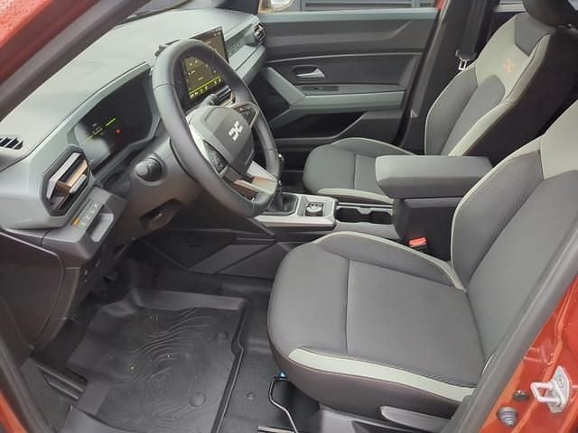 Gebraucht Dacia Duster 131 PS (96 kW) 2024 SUV