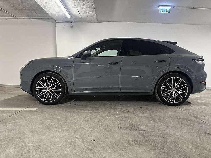 Gebraucht Porsche Cayenne Coupe 470 PS (345 kW) 2024 Grau Coupé