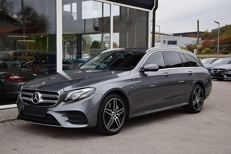 Gebraucht Mercedes E400 AMG line 340 PS (250 kW) 2019 Grau Kombi