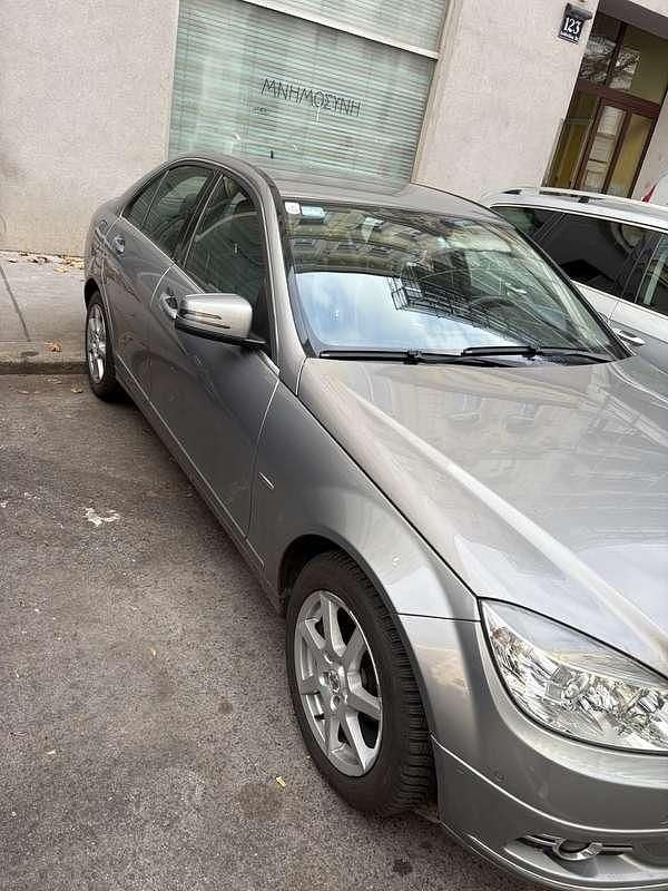 Gebraucht Mercedes C200 Avantgarde 136 PS (100 kW) 2009 Limousine