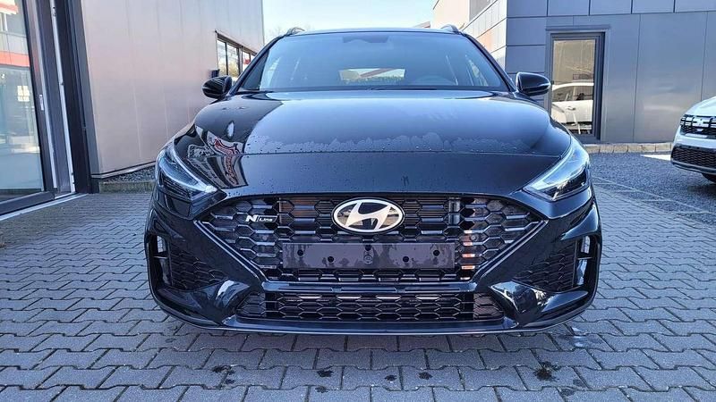 Neu Hyundai i30 N Line 140 PS (102 kW) 2025 Schwarz Kombi
