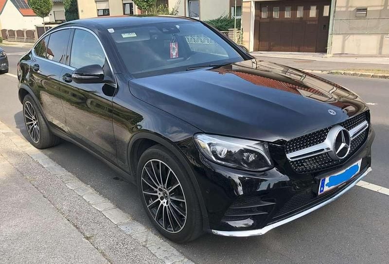 Schwarz Gebraucht 2017 Mercedes GLC300 Coupé | € 32.000 (Fairer Preis) - Bild 1/4