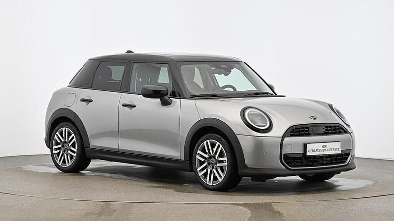 Melting silver iii Gebraucht 2025 Mini Cooper Kleinwagen | € 30.300 (Fairer Preis) - Bild 1/1