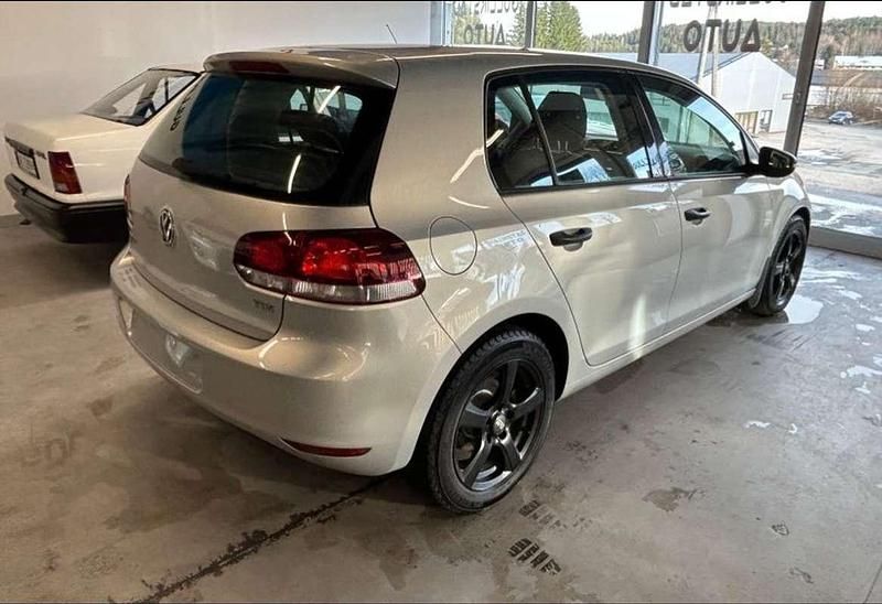Gebraucht VW Golf VI Trendline 90 PS (66 kW) 2010 Kleinwagen