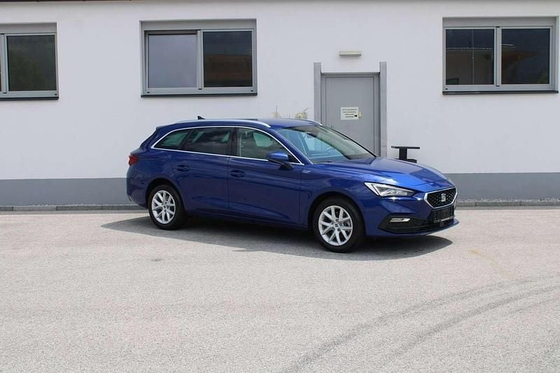 Blau Gebraucht 2021 Seat Leon Style Kombi | € 17.990 (Fairer Preis) - Bild 1/4
