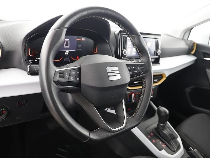 Gebraucht Seat Arona Style 110 PS (80 kW) 2024 Weiss  metallic SUV