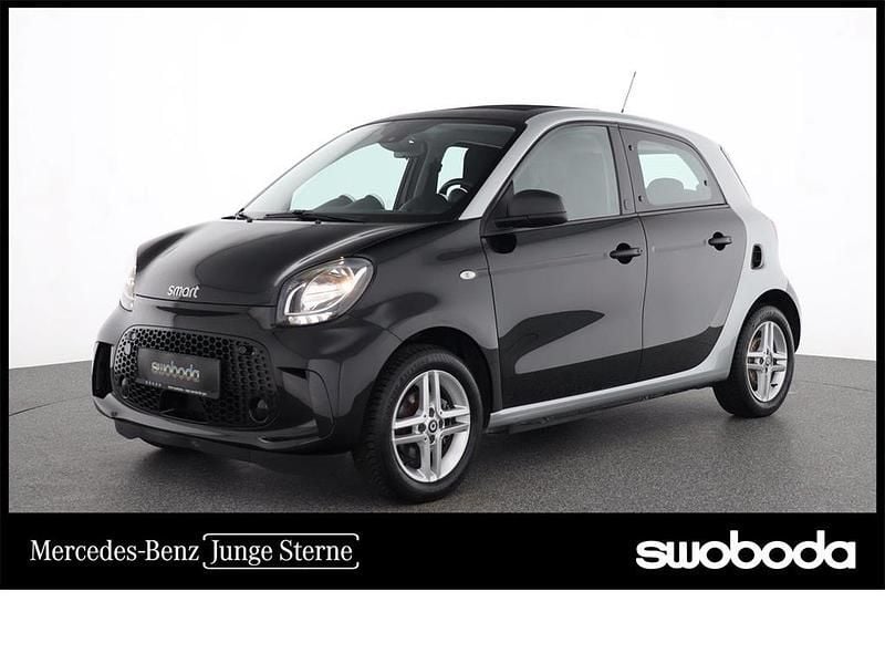 Schwarz Gebraucht 2021 Smart ForFour Electric Drive Limousine | € 11.540 - Bild 1/4
