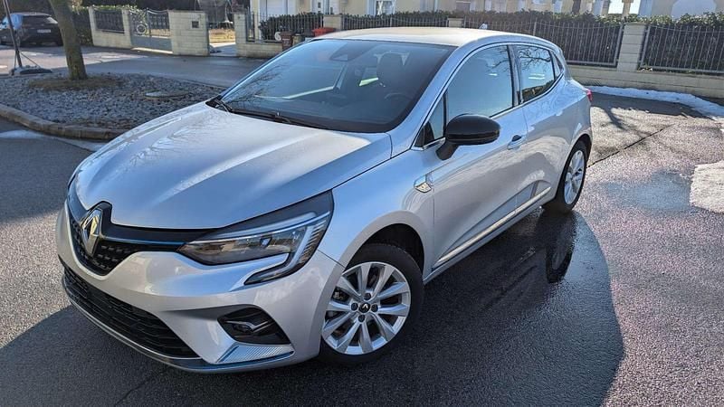 Gebraucht Renault Clio V LIMITED 91 PS (66 kW) 2020 Silber Limousine