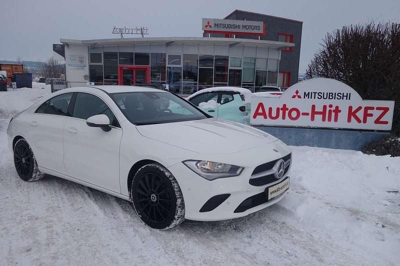 Gebraucht Mercedes CLA200 150 PS (110 kW) 2022 Weiß Coupé