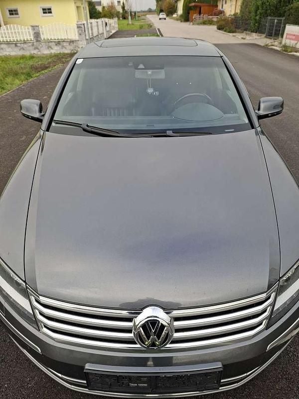 Gebraucht 2015 VW Phaeton Limousine | € 16.500 - Bild 1/4