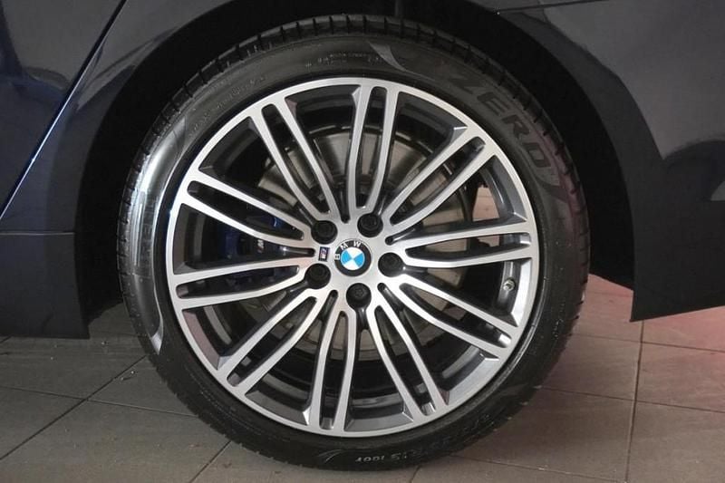 Gebraucht BMW 530 Efficient Dynamics 265 PS (194 kW) 2020 Schwarz Limousine