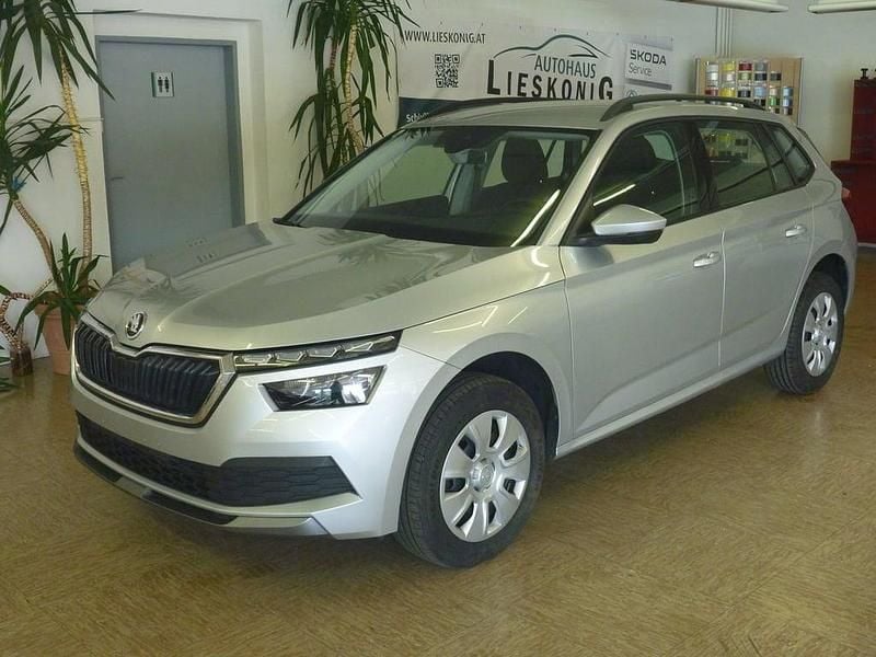 Silber metallic Gebraucht 2020 Skoda Kamiq Ambition SUV | € 17.900 - Bild 1/4