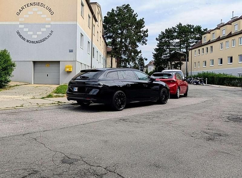 Gebraucht Peugeot 508 SW GT 181 PS (133 kW) 2023 Schwarz Kombi