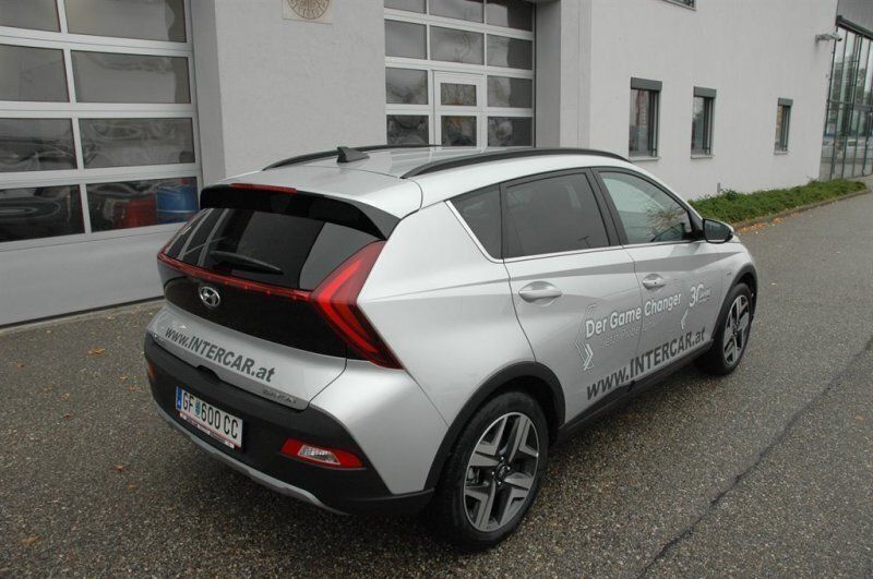 Gebraucht Hyundai Bayon 120 PS (88 kW) 2022 Silber SUV