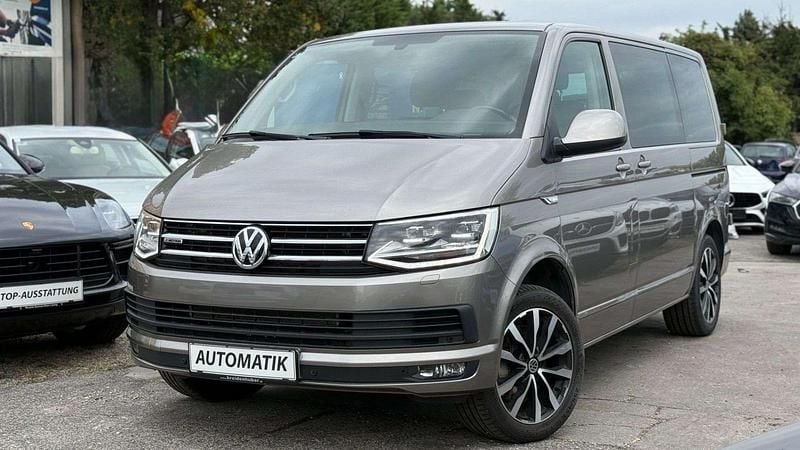 Braun Gebraucht 2017 VW Caravelle Van / Kleinbus | € 29.900 (Fairer Preis) - Bild 1/4