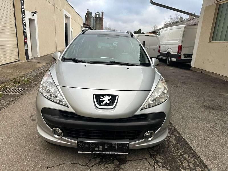 Gebraucht Peugeot 207 Active 109 PS (80 kW) 2007 Grau Kombi