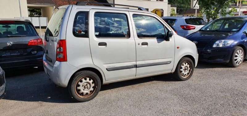 Suzuki wagon r 2001