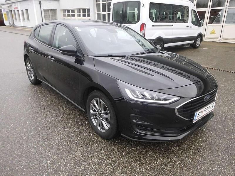Gebraucht Ford Focus Cool & Connect 101 PS (74 kW) 2022 Schwarz Limousine