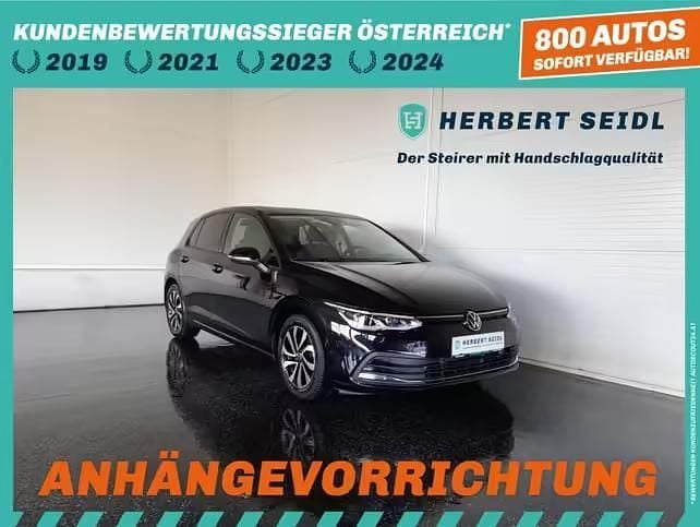 Gebraucht VW Golf VIII Active 150 PS (110 kW) 2022 Deepblackperleffekt Limousine