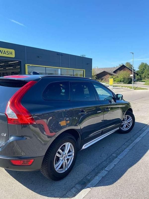 Gebraucht Volvo XC60 163 PS (119 kW) 2011 SUV
