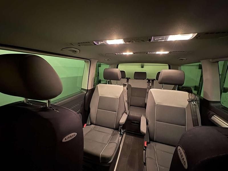 Gebraucht VW Multivan Startline 140 PS (102 kW) 2012 Schwarz Van