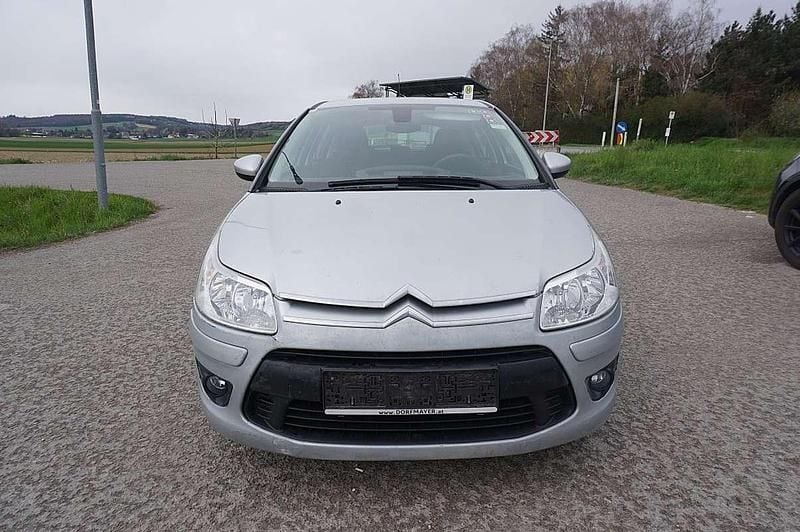 Grau Gebraucht 2009 Citroën C4 Limousine | € 790 (Superpreis) - Bild 1/4