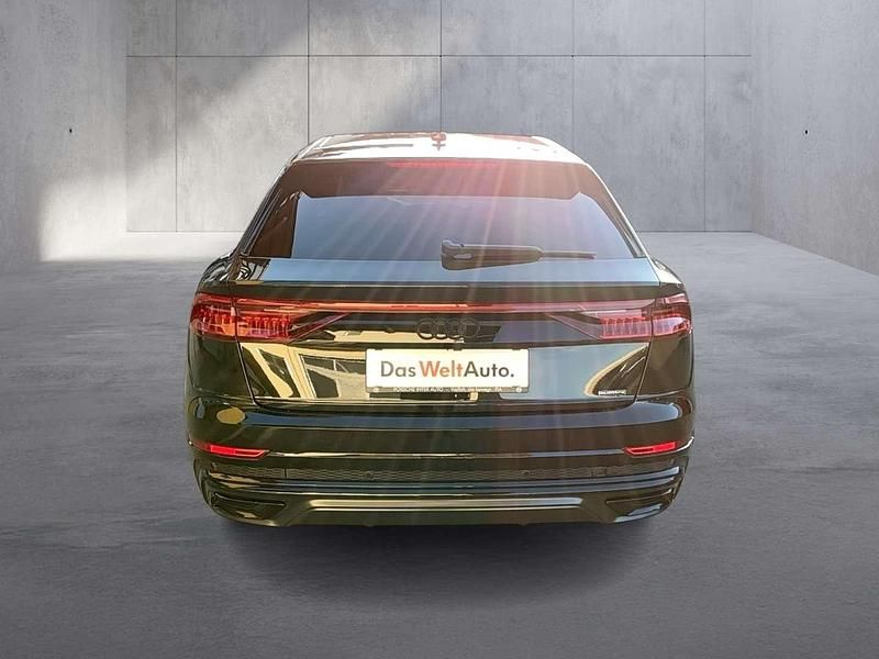 Gebraucht Audi Q8 Ambiente 286 PS (210 kW) 2023 Schwarz SUV