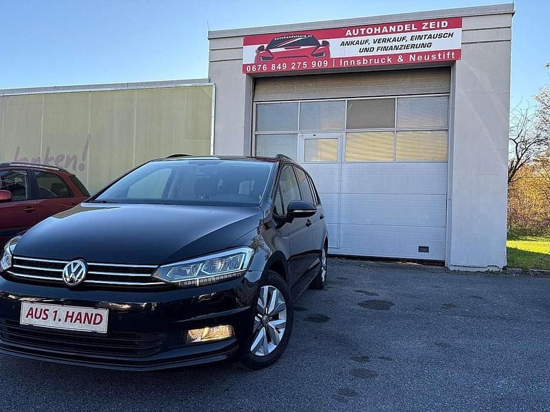 Schwarz Gebraucht 2016 VW Touran Comfortline Van / Kleinbus | € 12.990 (Fairer Preis) - Bild 1/4