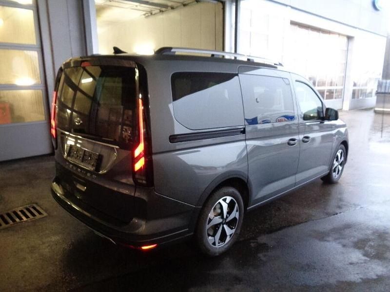 Neu Ford Tourneo Connect Active 122 PS (89 kW) 2025 Van / Kleinbus