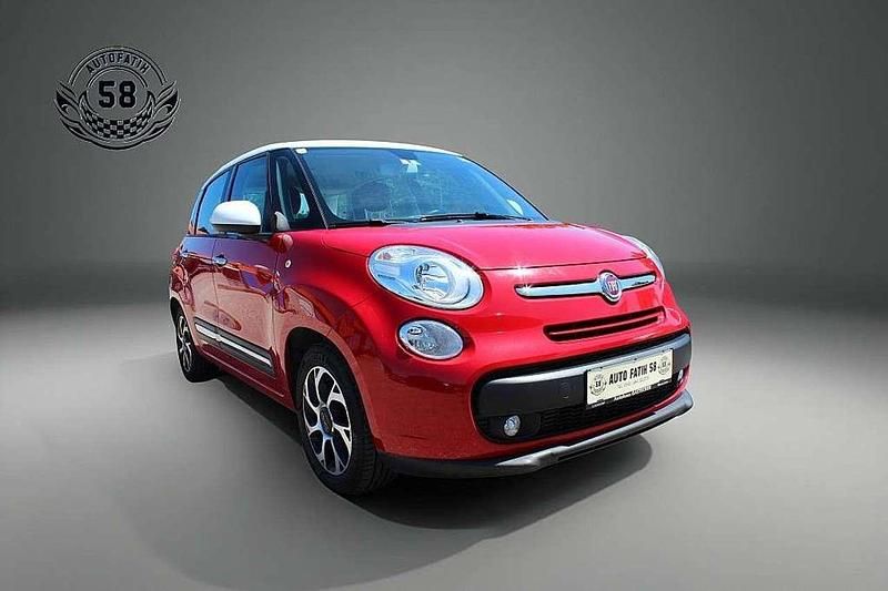 Rot Gebraucht 2016 Fiat 500L Living Van / Kleinbus | € 7.800 (Fairer Preis) - Bild 1/4