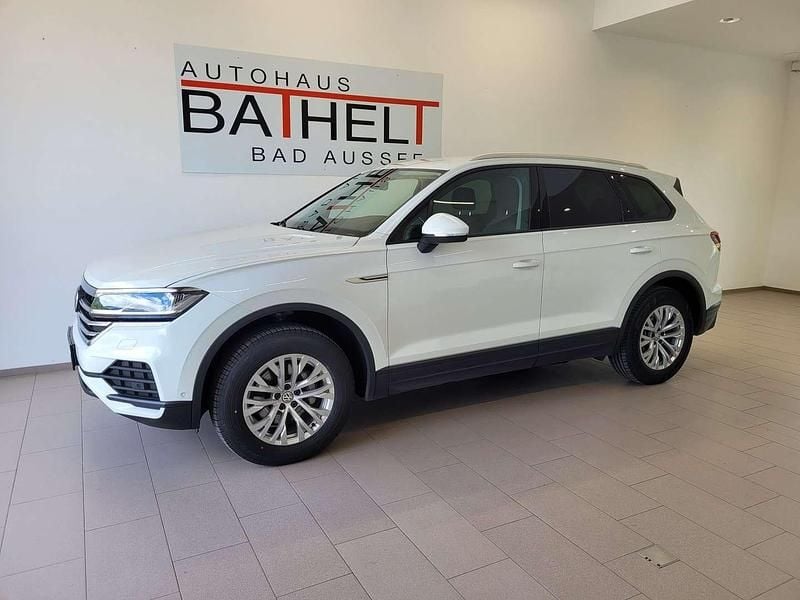 Gebraucht VW Touareg 231 PS (169 kW) 2020 Weiss  normal SUV