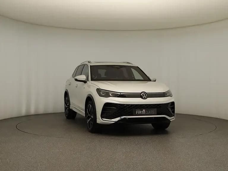 Gebraucht Audi Q5 Sportback Admired 367 PS (269 kW) 2025 Schwarz  metallicperleffektno SUV