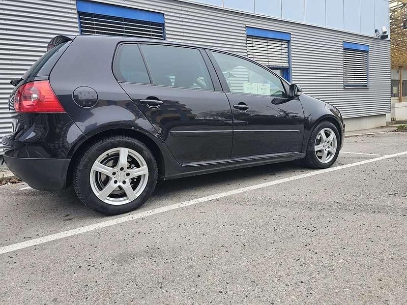 Gebraucht VW Golf V Comfortline 105 PS (77 kW) 2007 Limousine