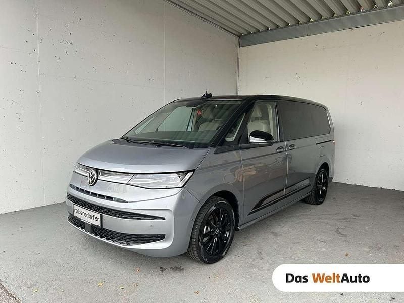 Neu VW Multivan Edition 150 PS (110 kW) 2025 Silber  metallic Van