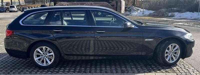 Gebraucht BMW 525 218 PS (160 kW) 2013 Schwarz Kombi