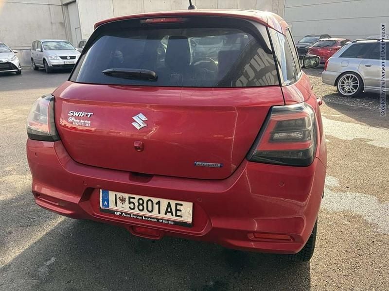 Neu Suzuki Swift 83 PS (61 kW) 2025 Rot Kleinwagen