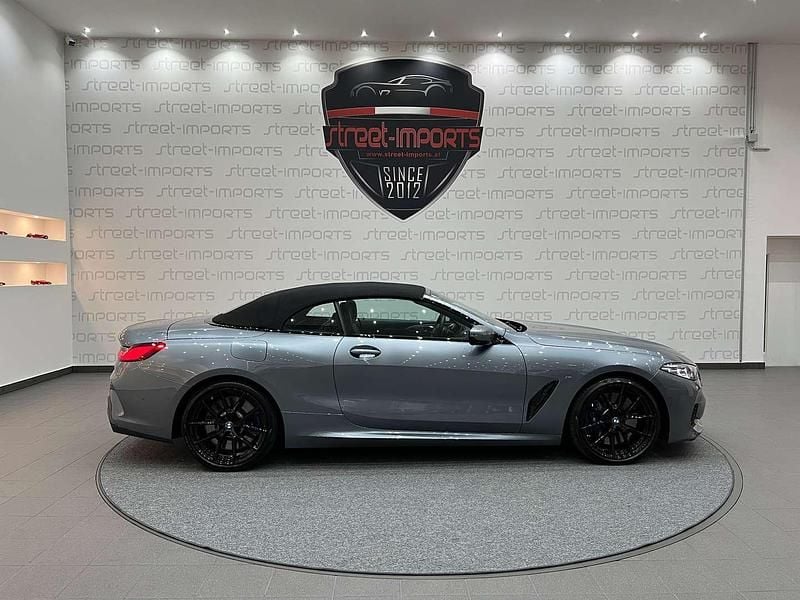 Grau Gebraucht 2021 BMW 850 Sport Line Coupé | € 114.000 - Bild 1/4