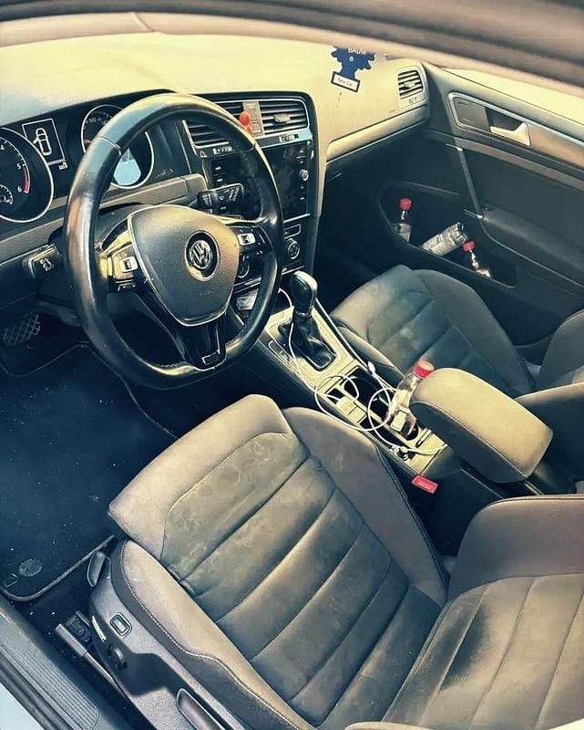 Gebraucht VW Golf VII Highline 150 PS (110 kW) 2018 Limousine