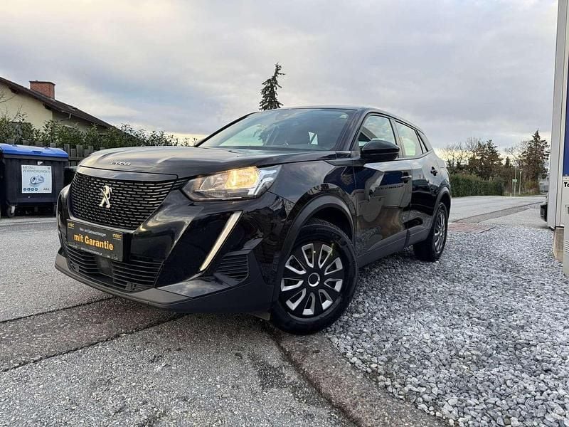 Gebraucht Peugeot 2008 Active 110 PS (80 kW) 2022 Schwarz SUV
