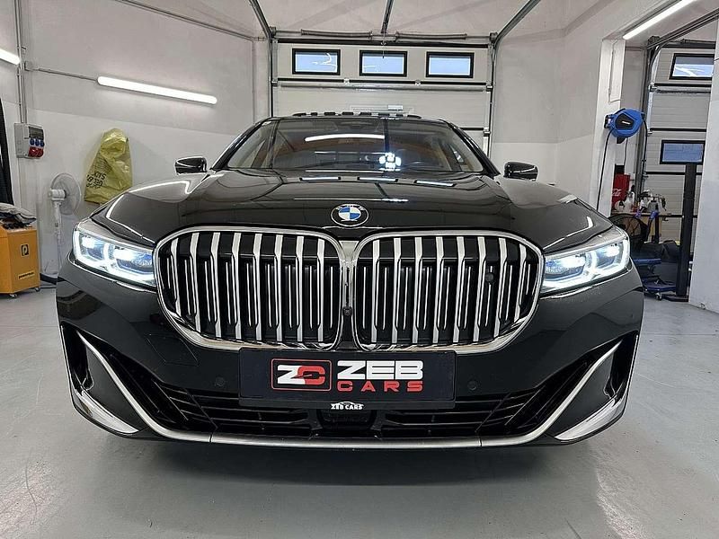 Gebraucht BMW 745 Sport Line 286 PS (210 kW) 2019 Schwarz Limousine