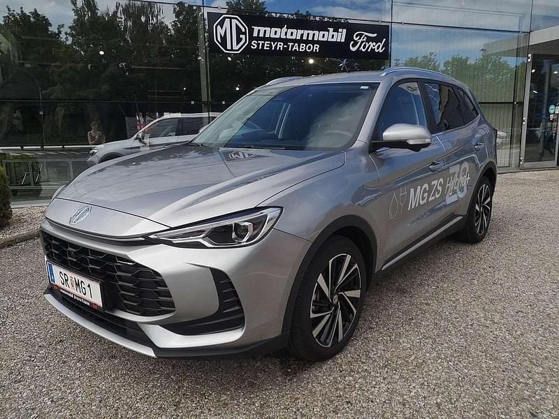 Gebraucht MG ZS Luxury 102 PS (75 kW) 2025 Silber Limousine