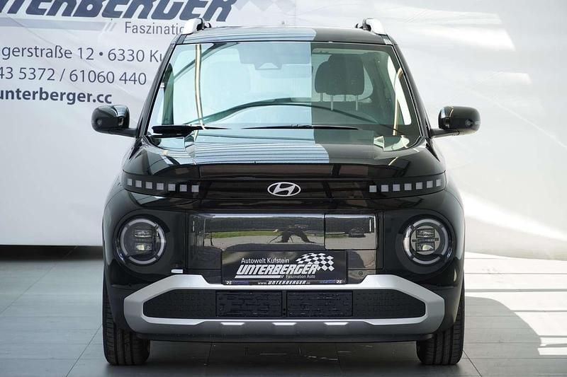 Neu Hyundai Inster Trend 85 kW (116 PS) 2025 Schwarz Kleinwagen