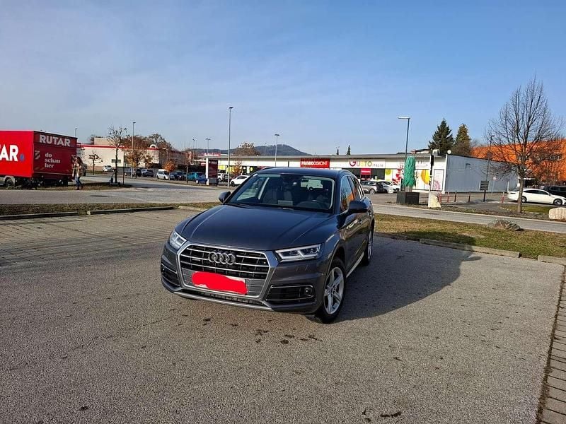 Grau Gebraucht 2018 Audi Q5 SUV | € 31.000 (Guter Preis) - Bild 1/4