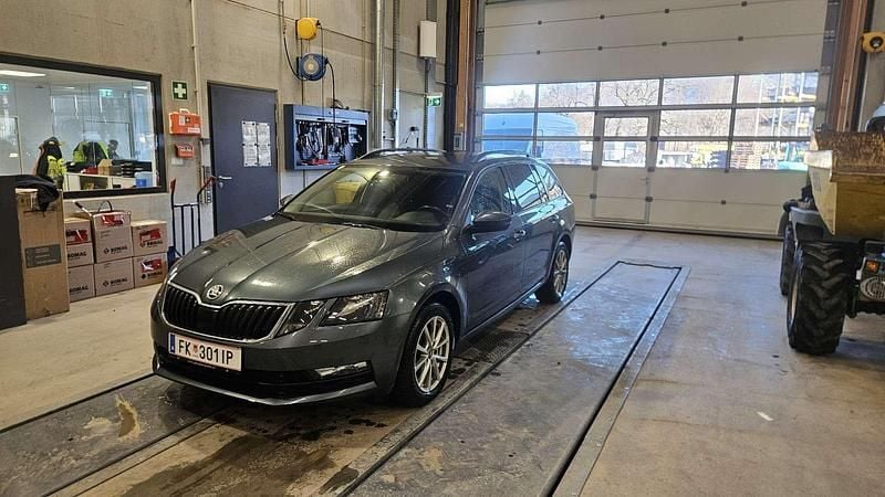 Gebraucht 2020 Skoda Octavia Style Kombi | € 17.500 (Guter Preis) - Bild 1/4