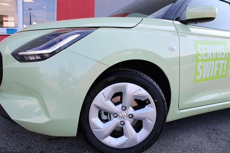 Gebraucht Suzuki Swift 83 PS (61 kW) 2024 Cool yellow  gelb Kleinwagen