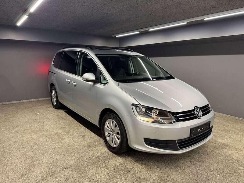 Gebraucht VW Sharan Comfortline 184 PS (135 kW) 2017 Silber Van / Kleinbus