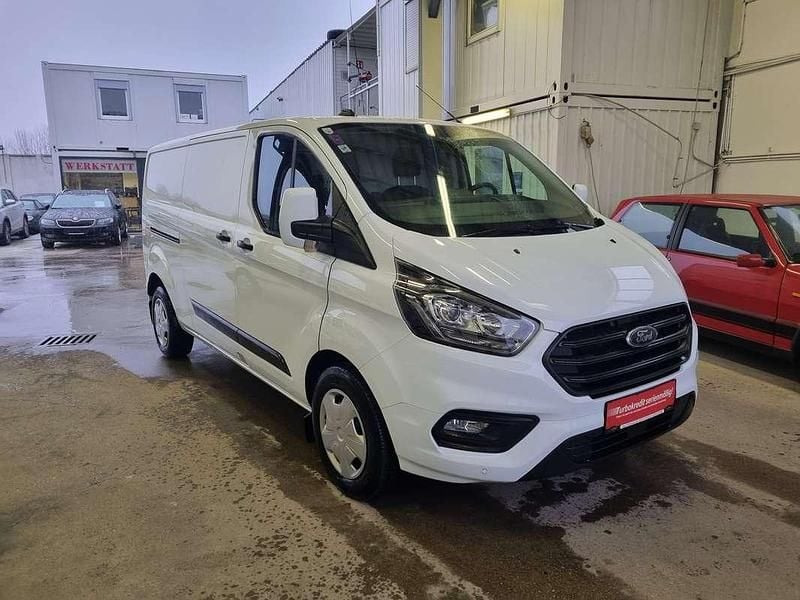 Gebraucht Ford Transit Custom Trend 131 PS (96 kW) 2023 Weiß Van