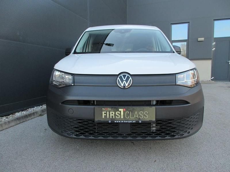 Gebraucht VW Caddy 102 PS (75 kW) 2024 Weiss  normal Van / Kleinbus