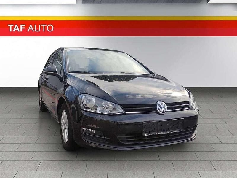 Schwarz Gebraucht 2017 VW Golf VII Limousine | € 13.990 - Bild 1/4